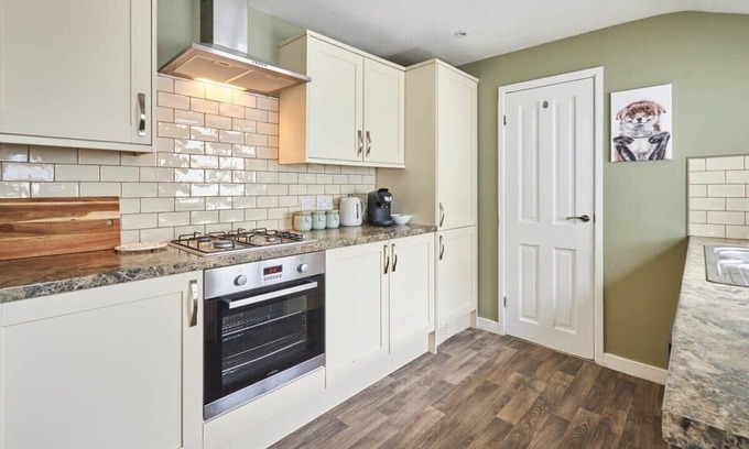South Charlton House | Host & Stay | Oliver's Den