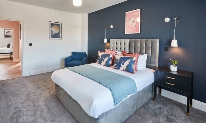 Harrogate City Centre House | Host & Stay | Parkside Villa