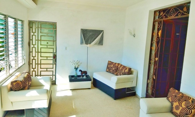 El Vedado House | Hostal Baby & Lester en el Vedado
