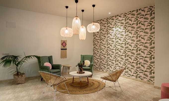 Benicassim House | Hostal Beni