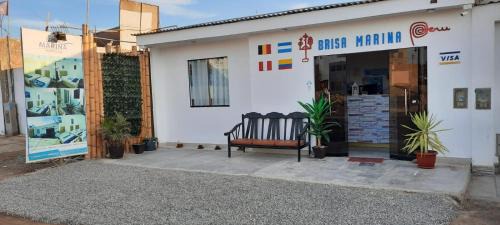 Pisco House | Hostal Brisa Marina