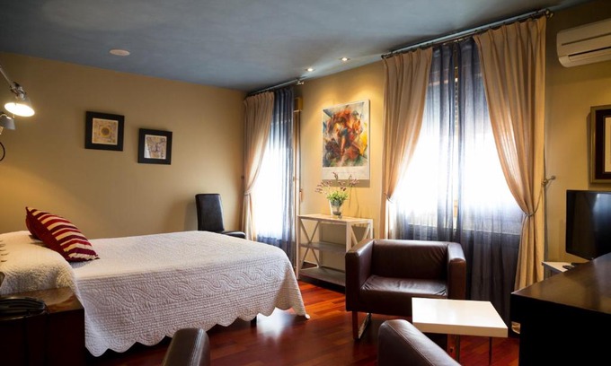 Abejar House | Hostal Fuentefria