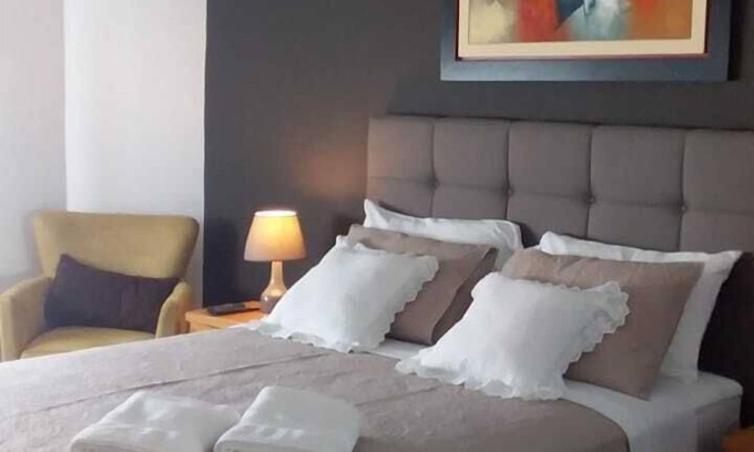 San Antonio Hotel | Hostal Jose Luis