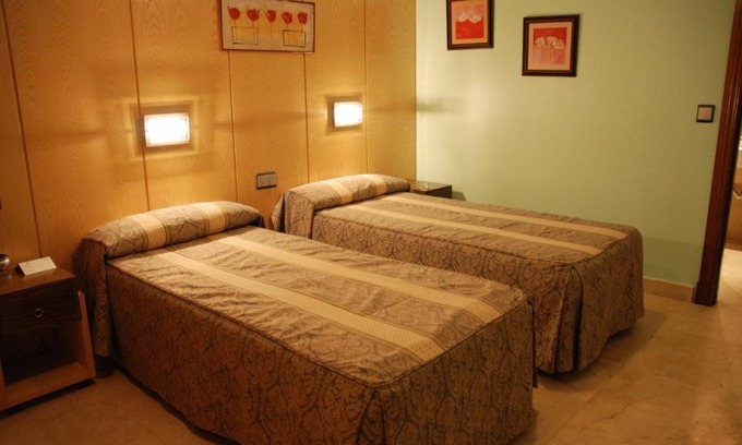 Rejas House | Hostal Los 5 Pinos
