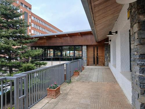 Olvega House | Hostal Los Infantes