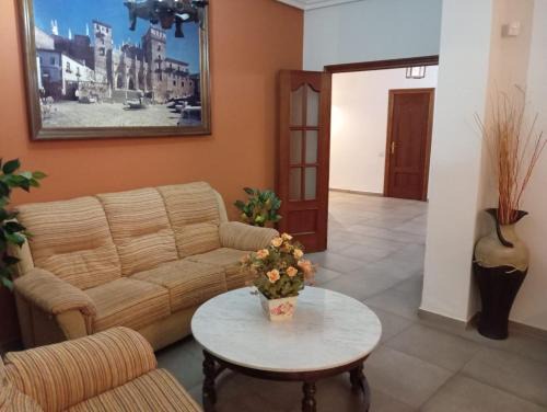 Guadalupe House | HOSTAl LUJUAN