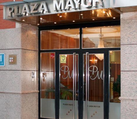 Torrejon de Ardoz House | Hostal Plaza Mayor