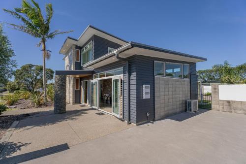 Whitianga House | Hosts on the Coast Paradise on Pacific