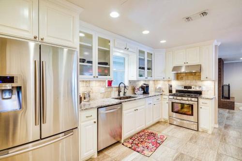 Fort Stockton House | HOT TUB - Beautifully Renovated Home in West Texas