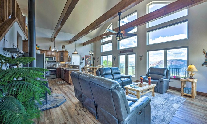 Cripple Creek House | Hot Tub & Mtn View: Cripple Creek Retreat!