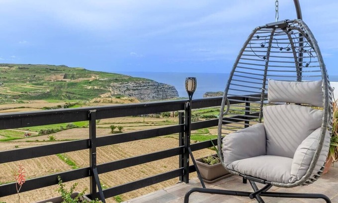 San Lawrenz Apartment | Hot Tub & Sea Views @ 3BR Apt w/Incredible Terrace