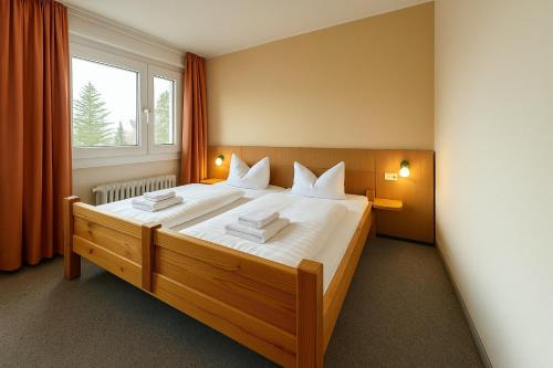 Neuwilthen Hotel | Hotel am Lärchenberg I Frühstück, WLAN, Parkplatz