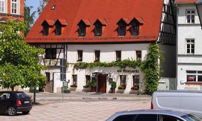 Zeitz Hotel | Hotel am Neumarkt