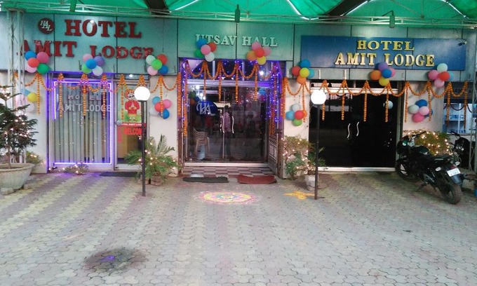 Bihta Hotel | Hotel Amit Lodge