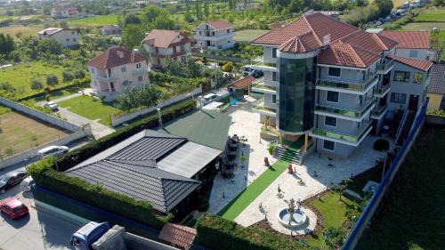 Lezhe Hotel | Hotel Artan
