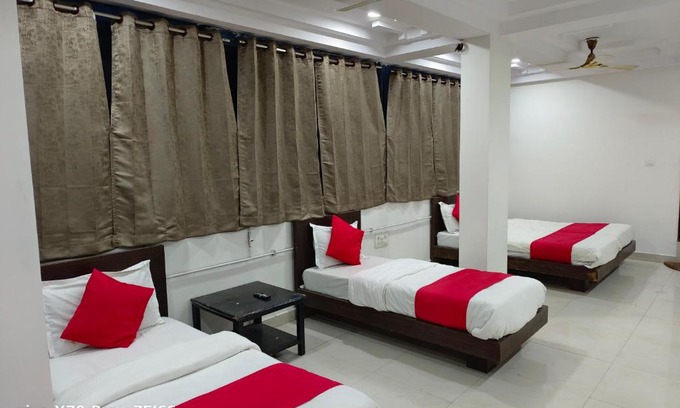 Bhuj Hotel | Hotel Ashirwad