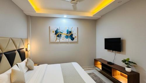 Paharganj Hotel | Hotel Brahmaputra Near New Delhi Railway Station and Rama krishna Ashram Marg Metro Station