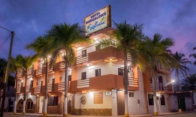 Rincon de Guayabitos Hotel | Hotel Bungalows La Rienda Guayabitos