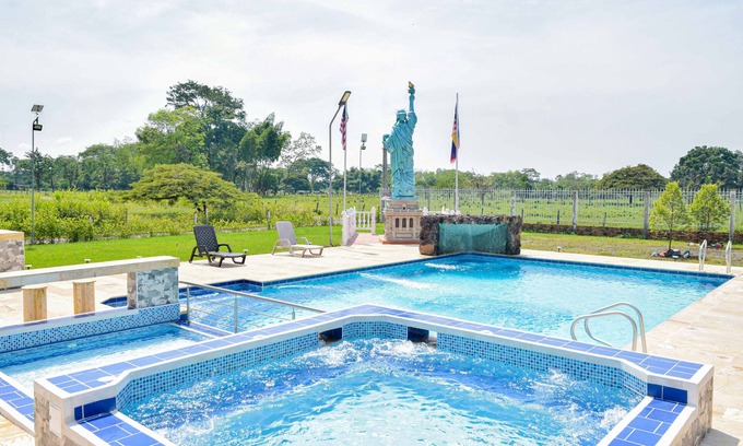 Restrepo Hotel | Hotel Cabañas American Dream