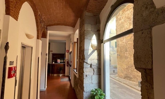 Pisa City Centre Hotel | Hotel Caffè Verdi - 24 hours Reception