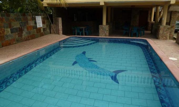 Cortes Hotel | Hotel Coco Palm