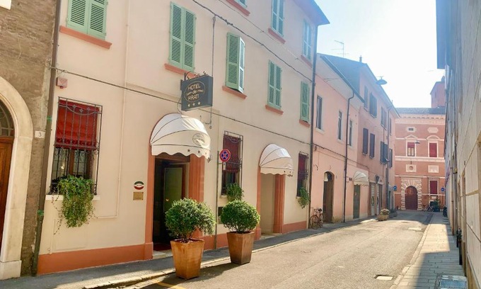 Ferrara Historic Centre Hotel | Hotel De Prati