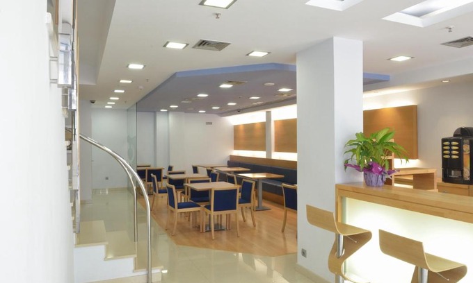 Sant Carles de la Rapita Hotel | Hotel del Port