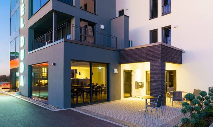 Reichertshofen Apartment | Hotel Duda Boardingroom
