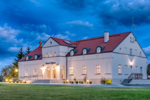 Golub-Dobrzyn Hotel | Hotel Dwór Fijewo