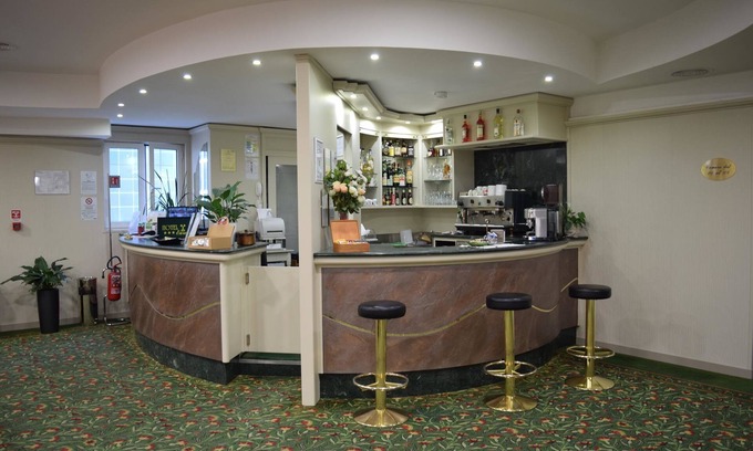 Rione San Maurizio Hotel | Hotel Europa