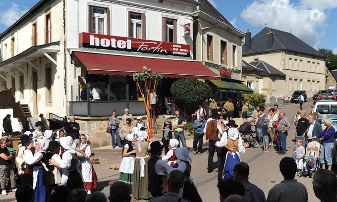 Anost Hotel | Hotel Fortin