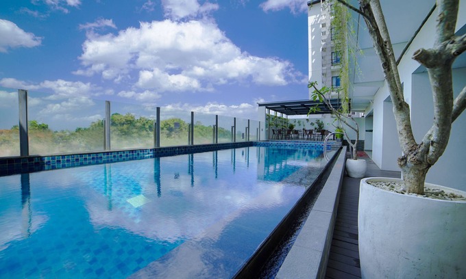 Jember Hotel | Hotel FortunaGrande Jember