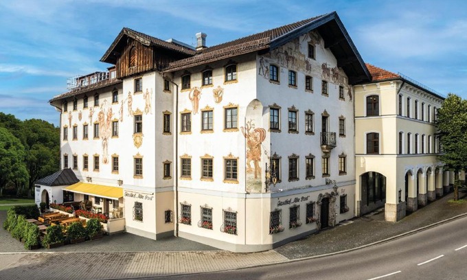 Holzkirchen Hotel | Hotel Gasthof Alte Post Holzkirchen