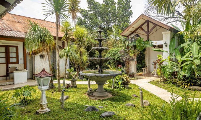 Ngaglik Hotel | Hotel Gradia 1