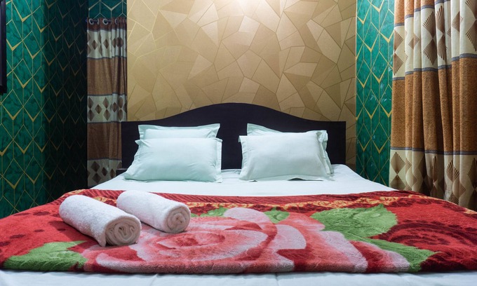 Dhaka House | Hotel Green Garden - Double Room -AC