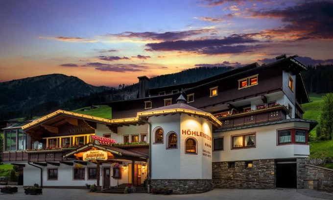 Juns Hotel | Hotel Höhlenstein