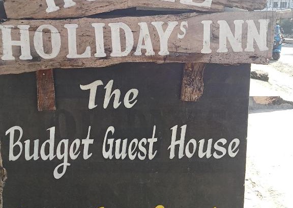 Chitwan District Hotel | Hotel Holidays Inn - A Family Running Guest House