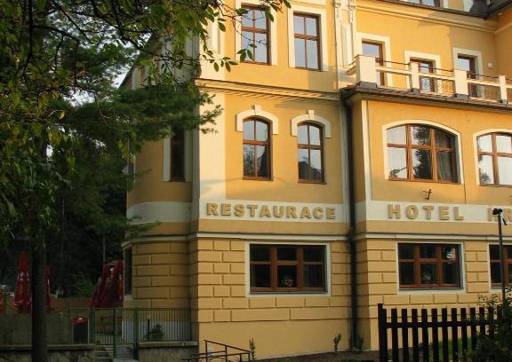 Nachod Hotel | Hotel Hron