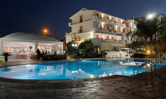 Le Castella Hotel | Hotel Il Corsaro