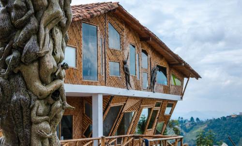 Marinilla Hotel | Hotel Internacional de Arte PIA