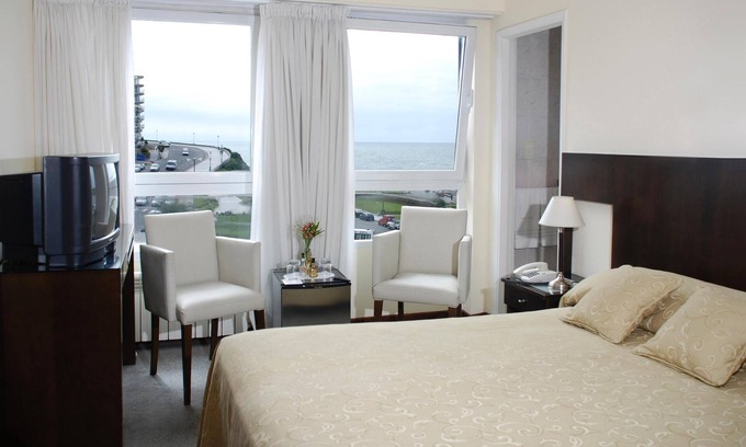 La Perla Hotel | Hotel Iruña