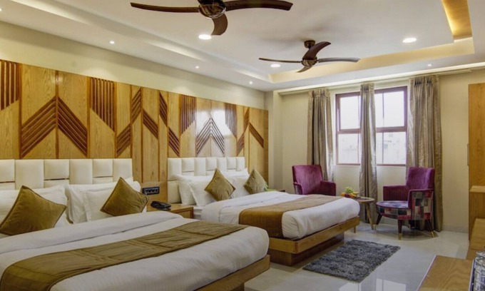 Mahipalpur Extension Hotel | Hotel Kelvish by Foxi Group