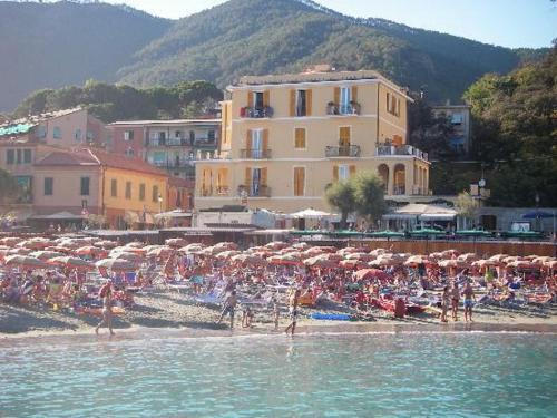 Cinque Terre Hotel | Hotel La Spiaggia