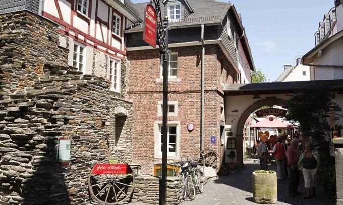Kastellaun Bed & Breakfast | Hotel-Landgasthof Altes Stadttor - Double room with shower/WC