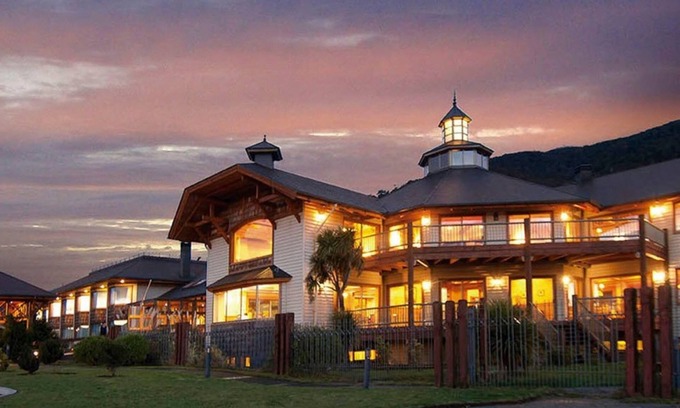 Puerto Chacabuco Hotel | Hotel Loberias del Sur