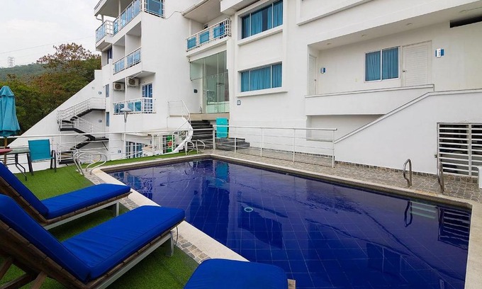 Cali Hotel | Hotel Loft Chipichape Inn