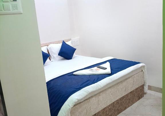 Belapur Hotel | Hotel Make My Day