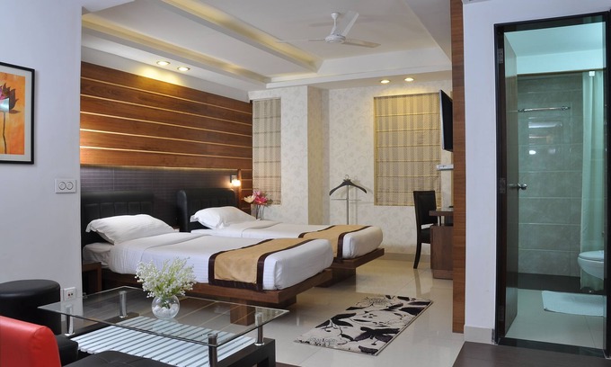 Park Street Hotel | Hotel Niharika