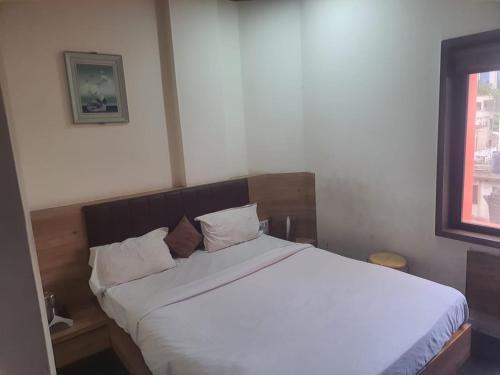 Nagpur House | Hotel Nishkarsh House