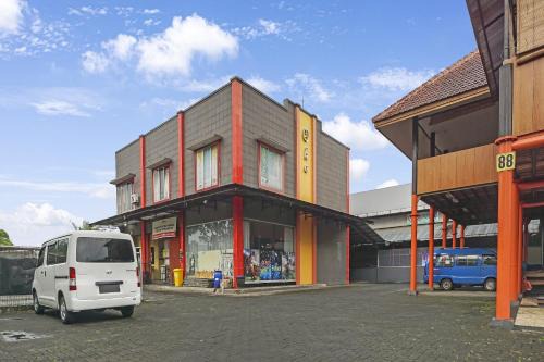 Malang Hotel | Hotel O Oke Guest House